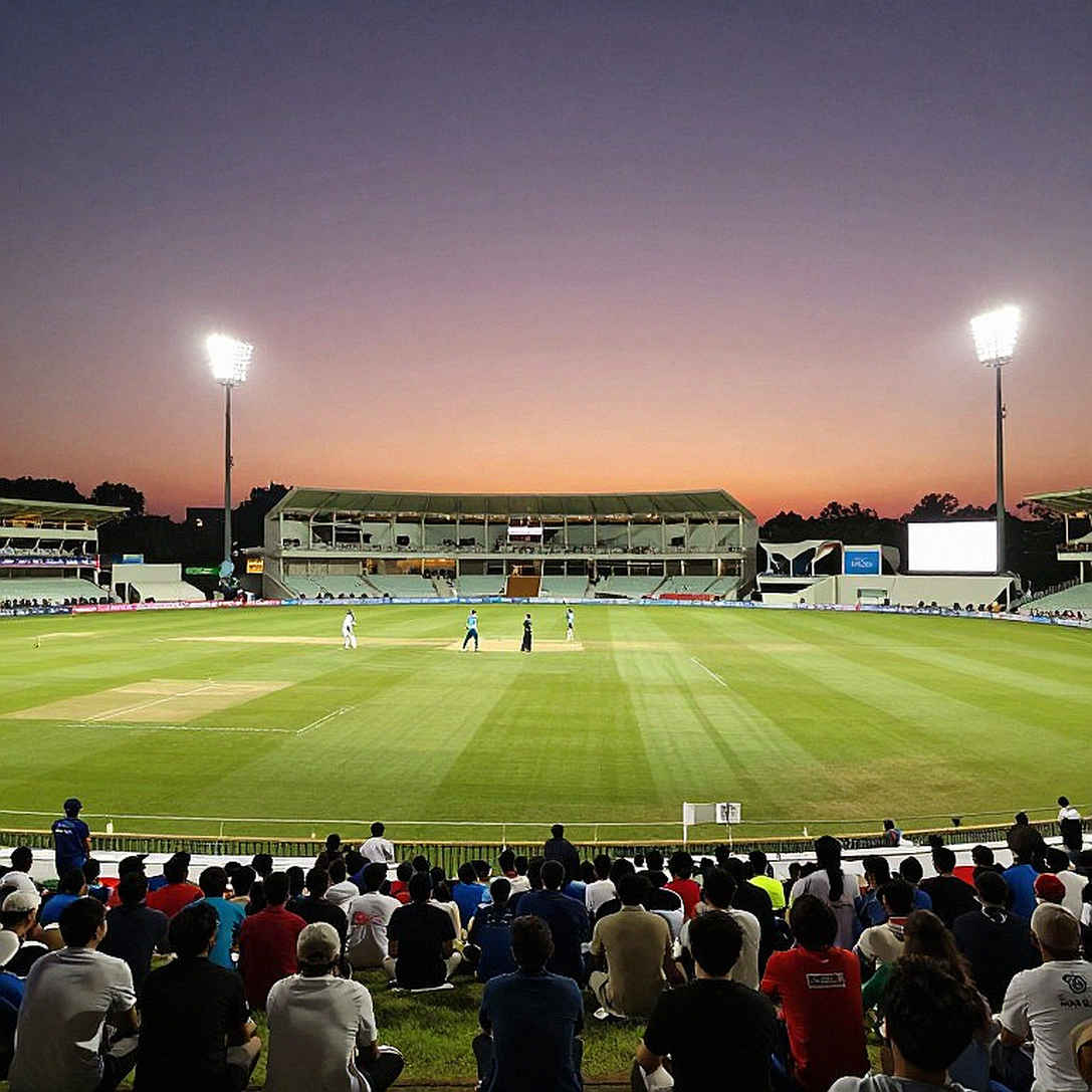 मुंबई इंडियंस का IPL 2027 स्टाफ: उथप्पा, मैक्लेनेघन और कुलकर्णी की वापसी, दिलीप से फील्डिंग की कमान — 'डेवलपमेंट कोच' वाली कुर्सी है असली कहानी